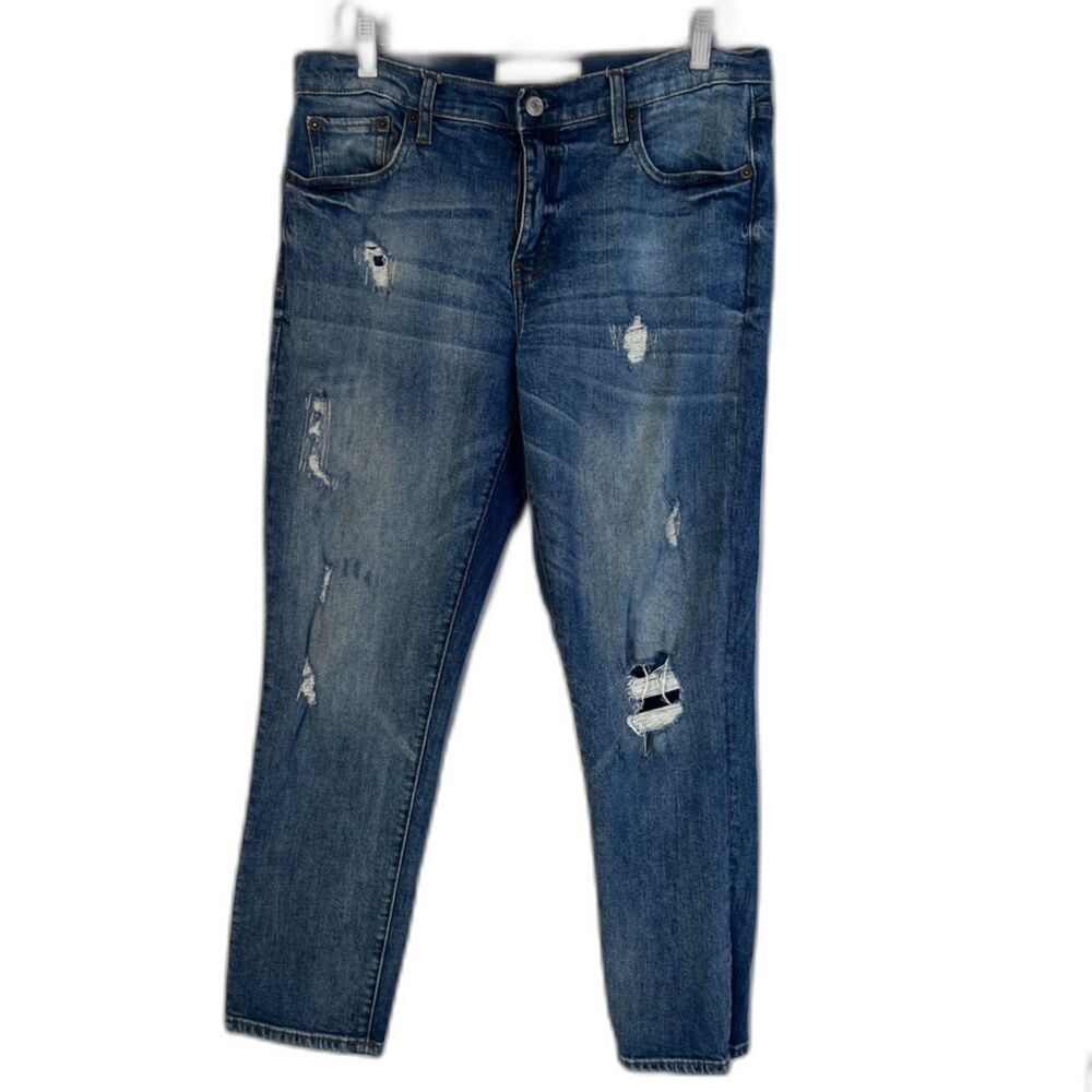 GAP Denim Jeans Best Girlfriend Distressed Slim Leg Light Wash Mid‎ Rise Sz 30R